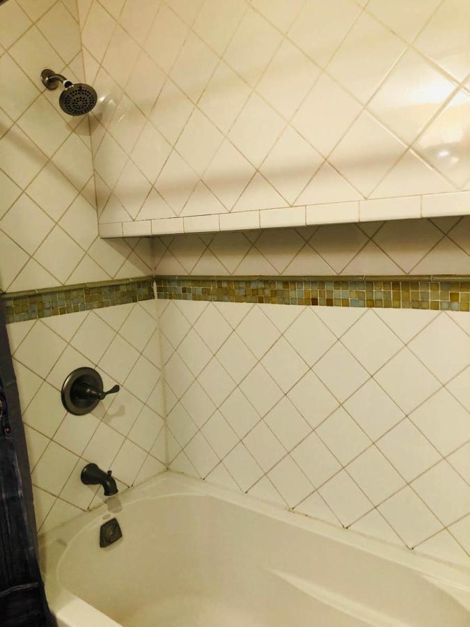 Updated Amazing Bi -Level Condo Minutes From Water Views Of New York City Норт Берген Екстериор снимка